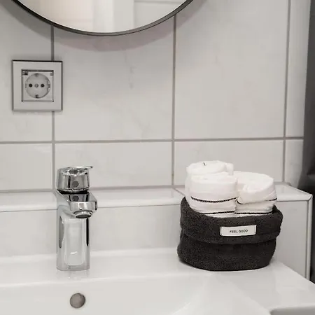 아파트 Cozy In Prime Location With Balcony - Comfort In 2 In Neumarkt - City Loft 11 -