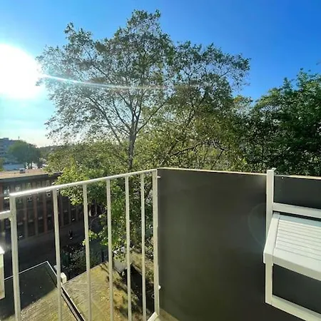 City Loft 11: Cozy Near Neumarkt With Balcony Cologne