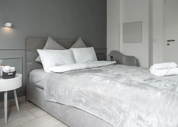 Cozy In Prime Location With Balcony - Comfort In 2 In Neumarkt - City Loft 11 - Apartmán *